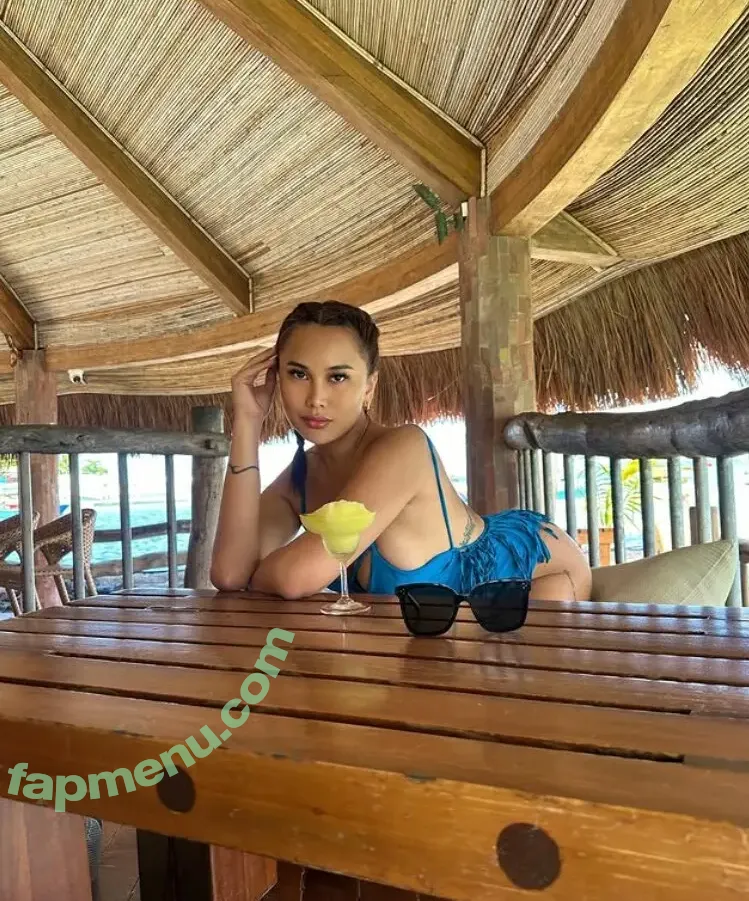 Riane Dañgazo nude photo #0072 (yanniedee / yourriane)