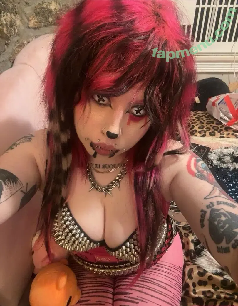 RiAnimator nude photo #0009 (ri.animator / valentinehotline)