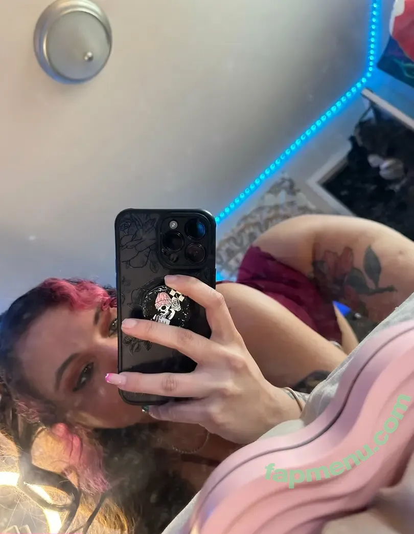 rica.diabeca nude photo #0006 (reel)