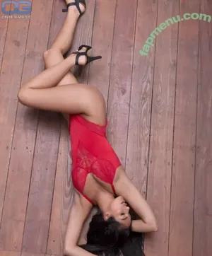  nude photo #0005
