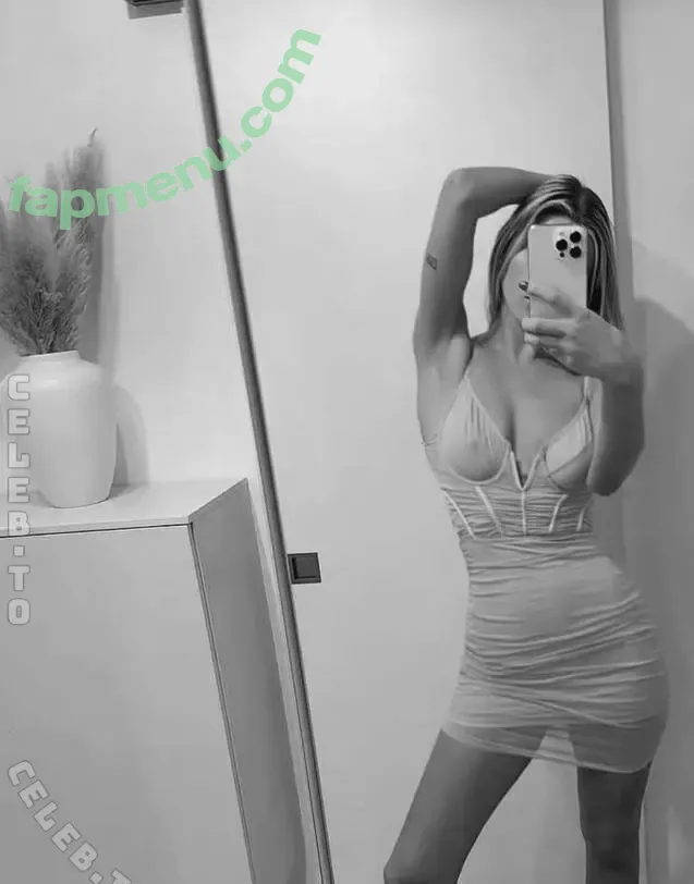 Ricarda Wolf nude photo #0117 (ricarda_girl / ricardaa.wlf)