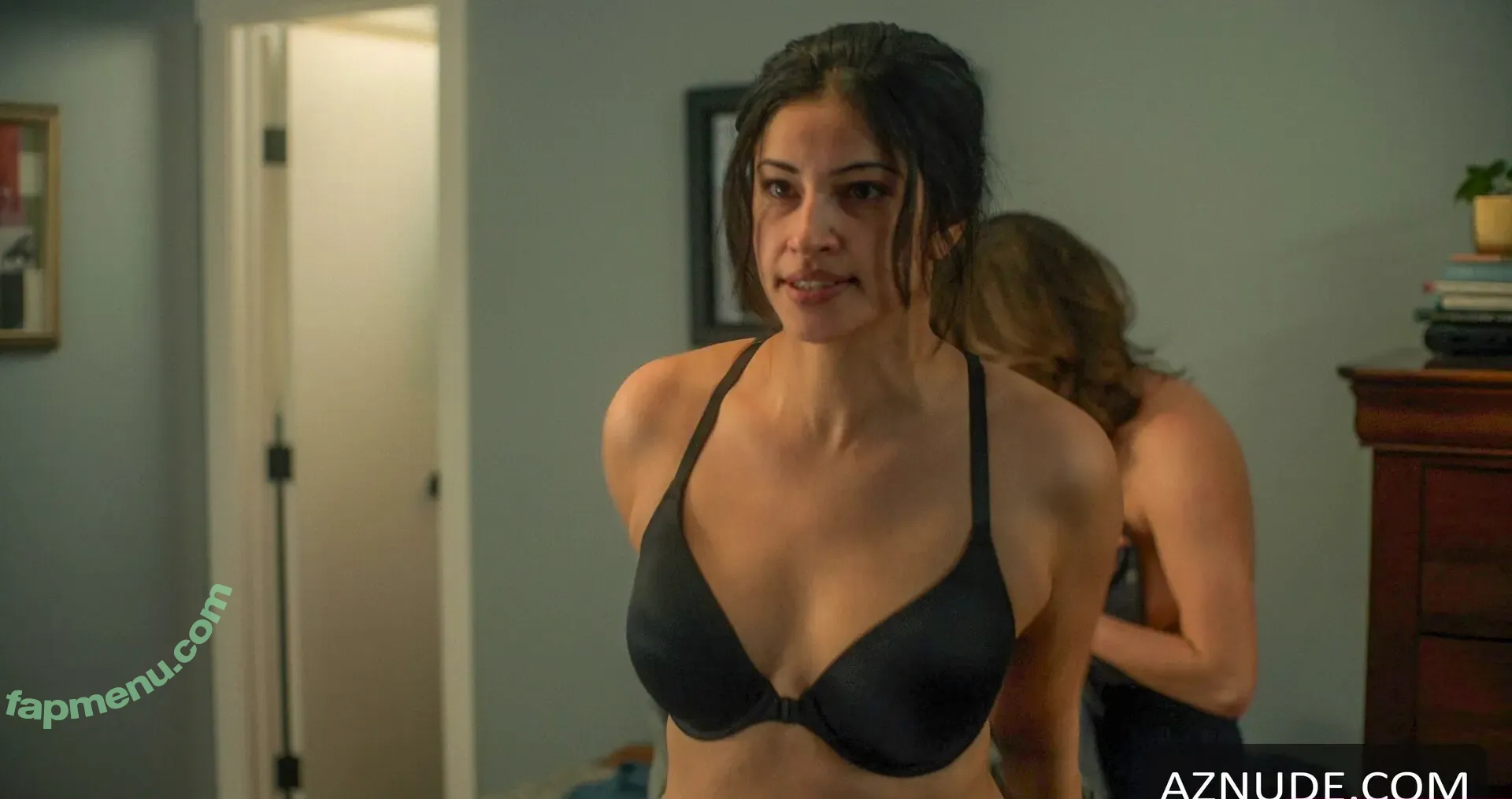 Richa Moorjani nude photo #0051 (richamoorjani)