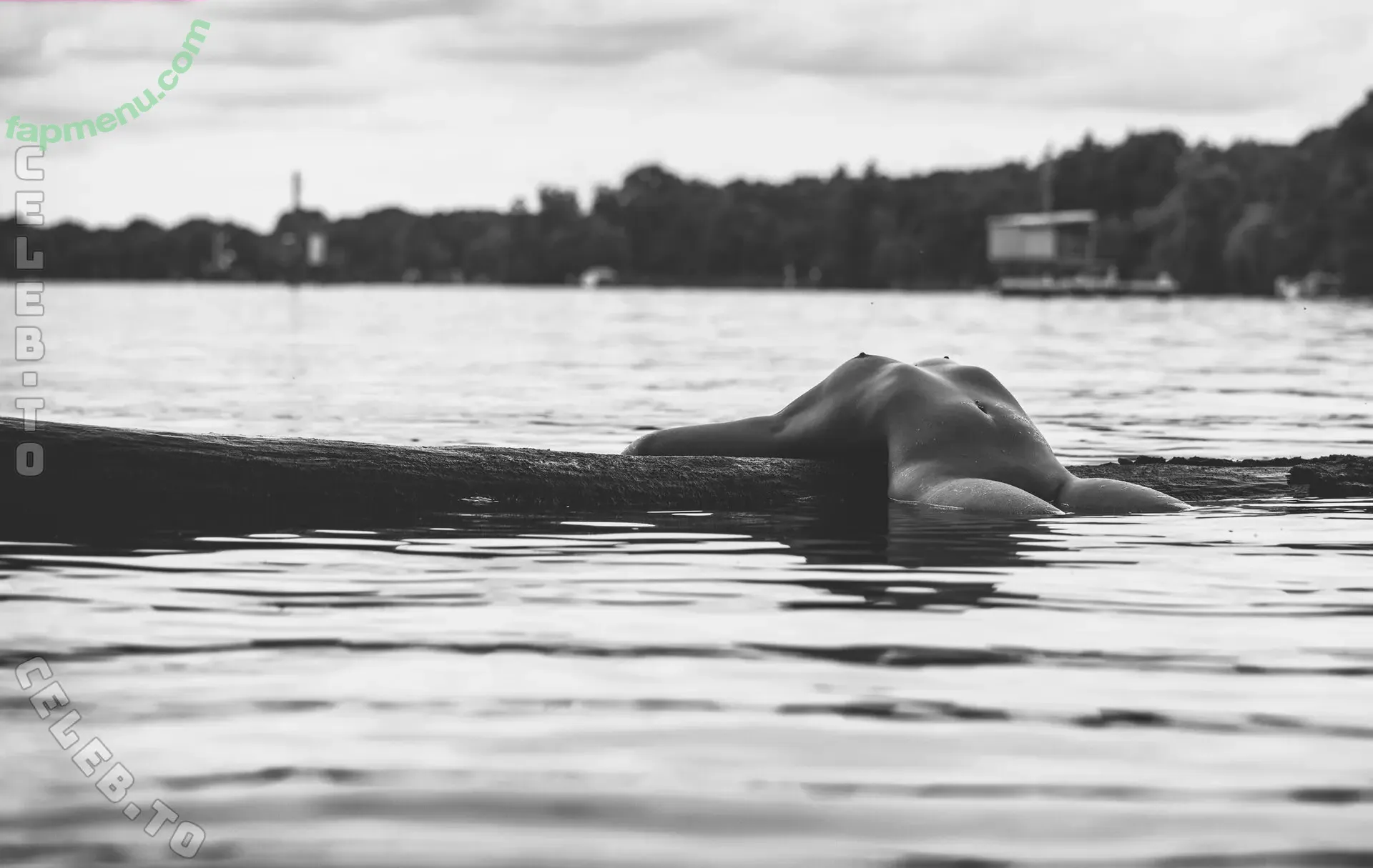 Richtigunkreativ nude photo #0052 (Richtigunkreativ)