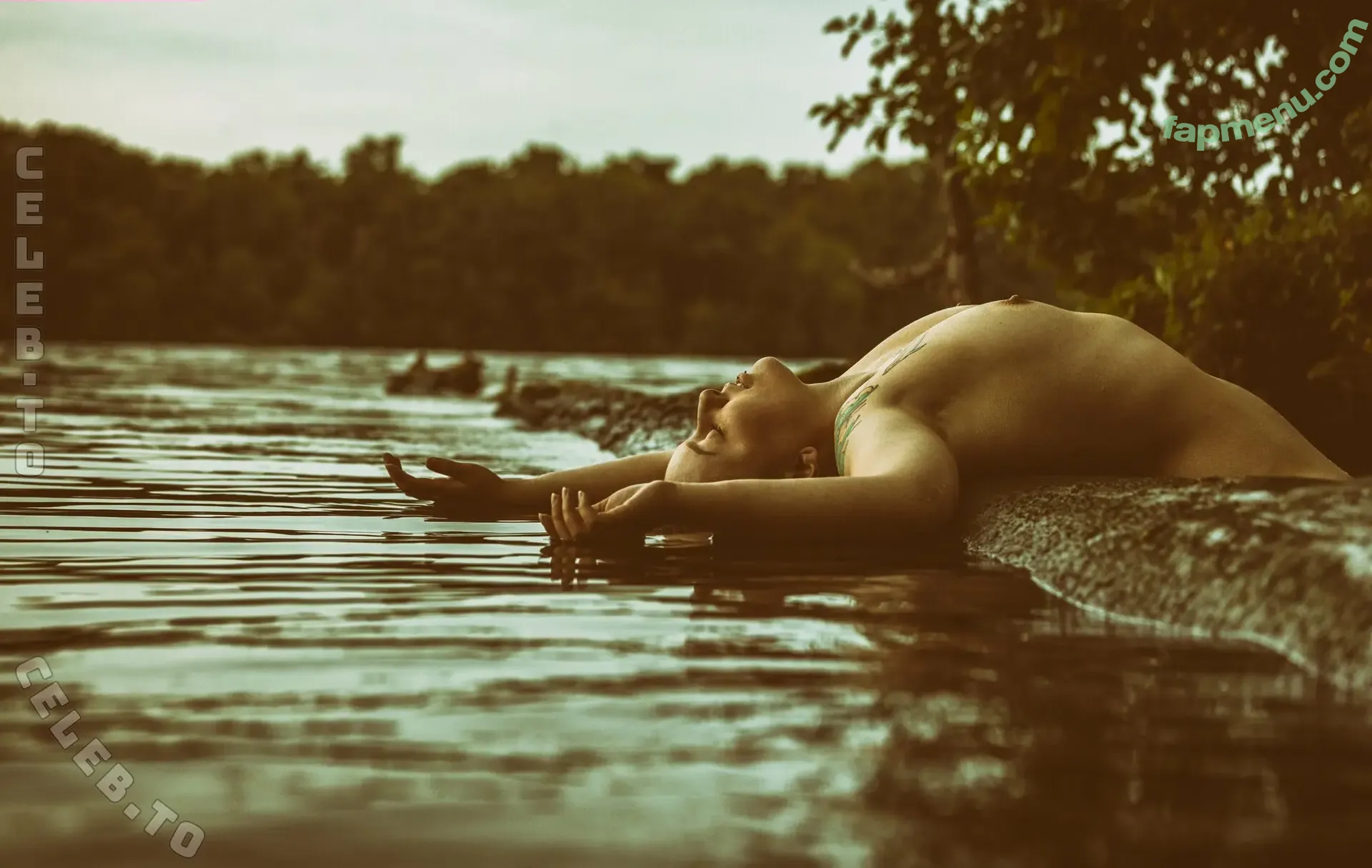 Richtigunkreativ nude photo #0055 (Richtigunkreativ)