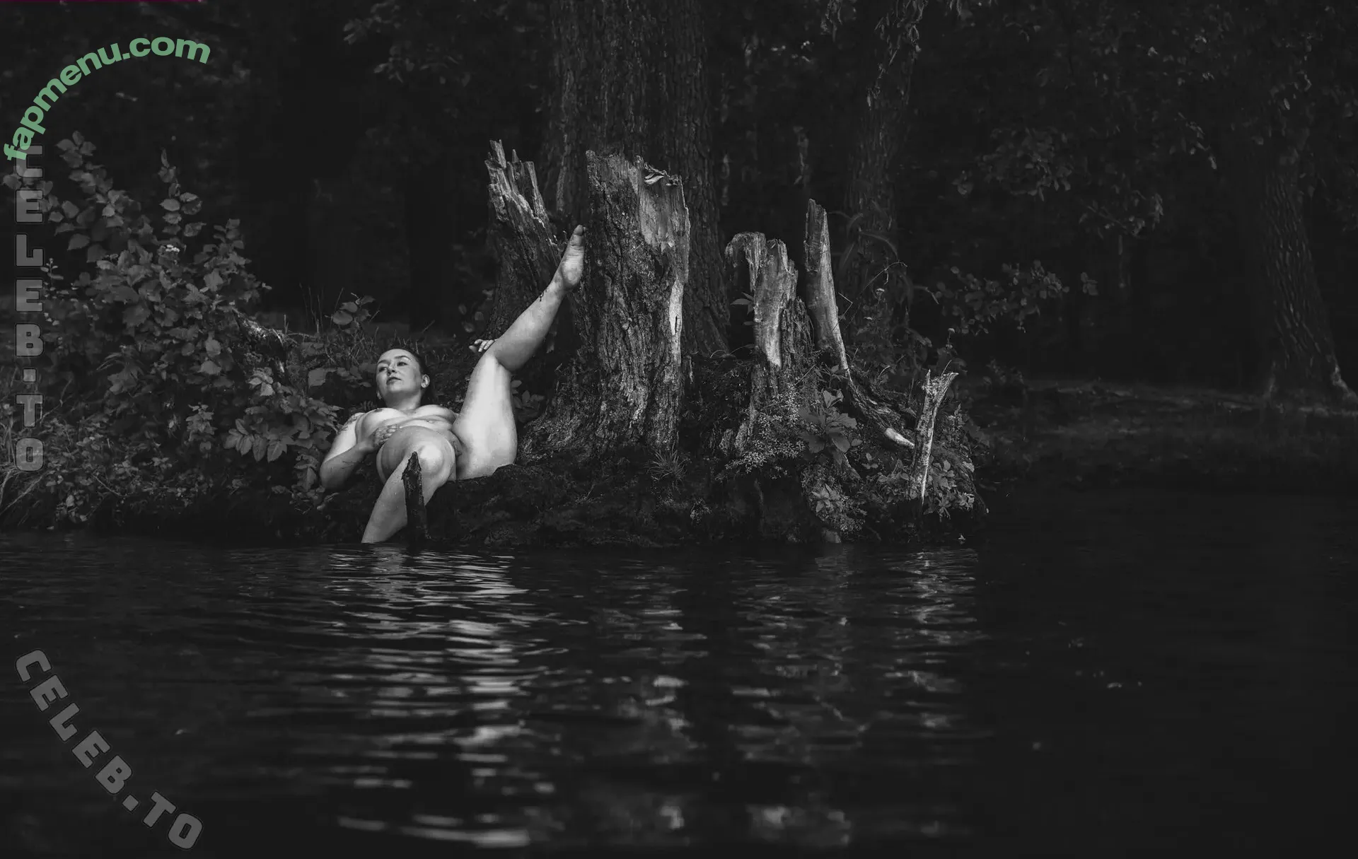 Richtigunkreativ nude photo #0057 (Richtigunkreativ)