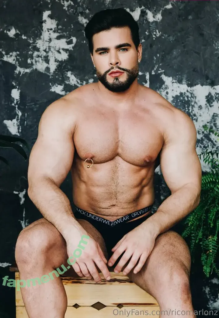 ricomarlonz nude photo #0195 (ricomarllon)