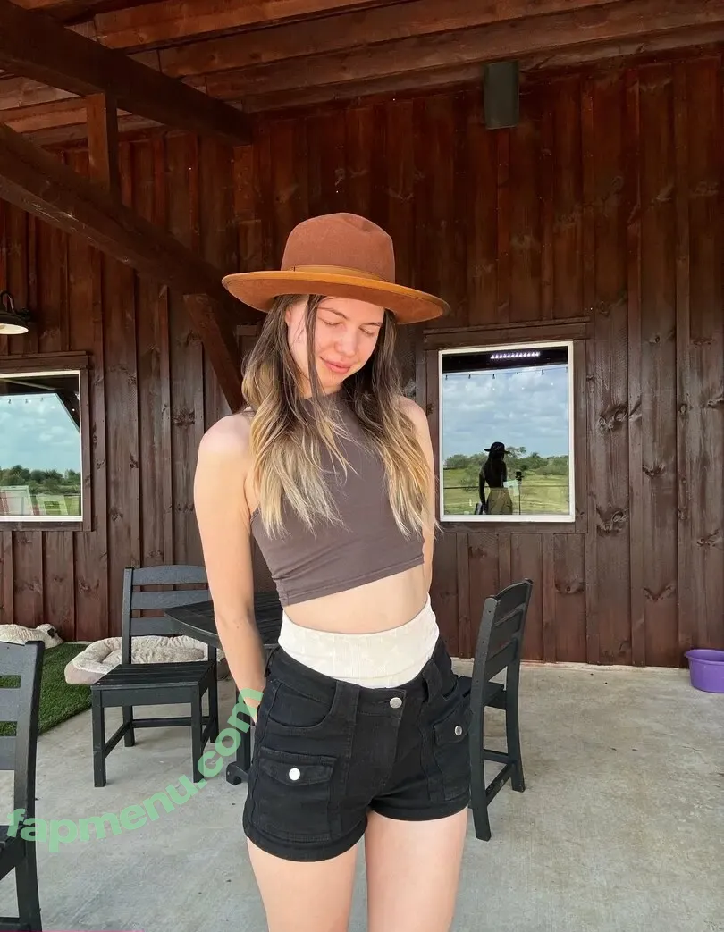 ridewithcarms nude photo #0221 (ridingwithcarms)