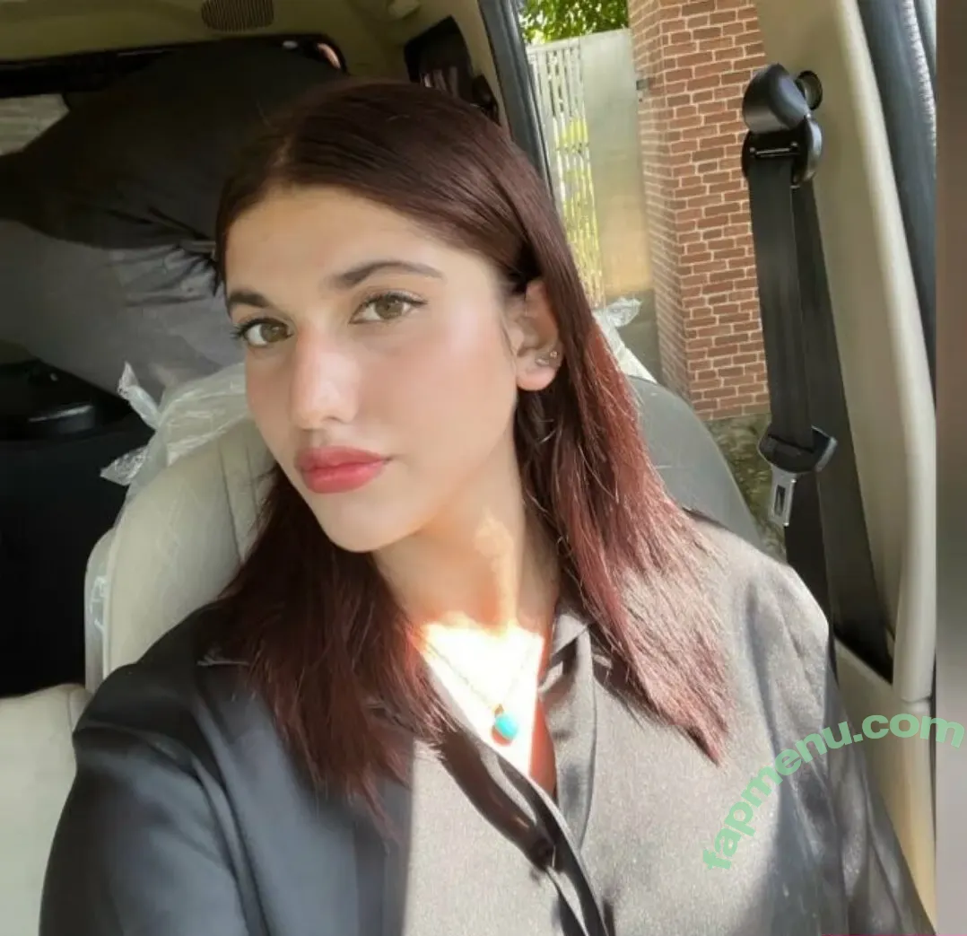 Ridhima Singh nude photo #0002 (Ridd.himaaaaa / Ridhima_z)