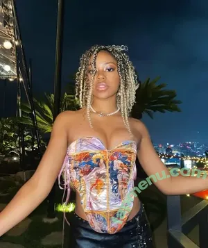 Riele Downs / rieledowns nude photo #0013