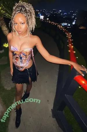 Riele Downs / rieledowns nude photo #0015