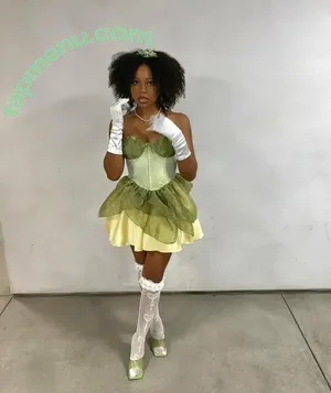 Riele Downs / rieledowns nude photo #0022