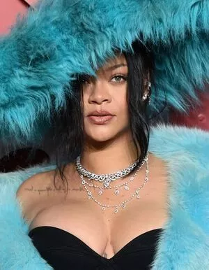 Rihanna / badgalriri nude photo #3836