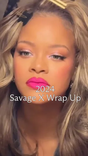 Rihanna / badgalriri nude photo #3971