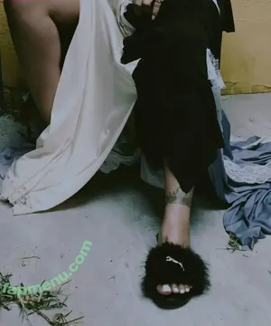 Rihanna / badgalriri nude photo #4651