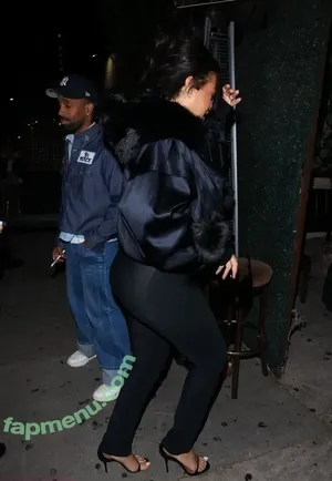 Rihanna / badgalriri nude photo #4760