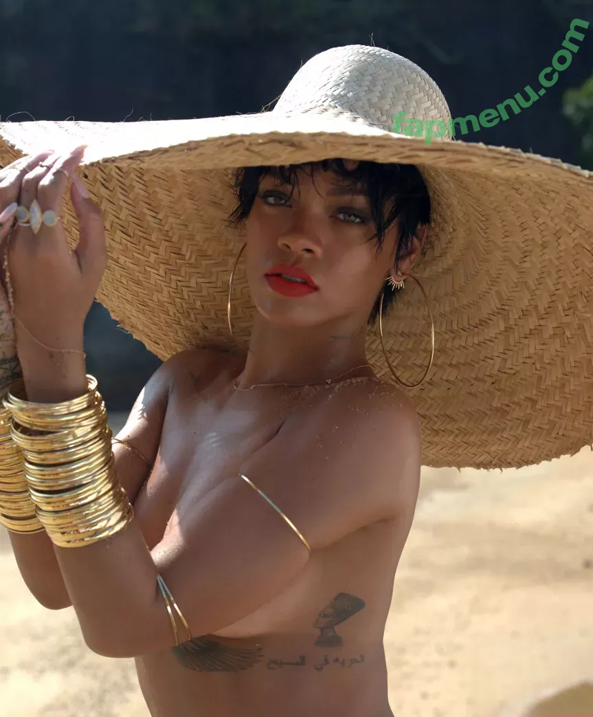 Rihanna nude photo #4043 (badgalriri)