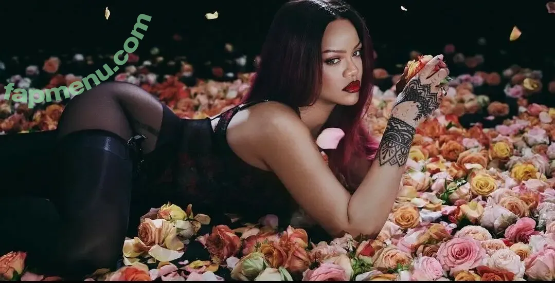 Rihanna nude photo #4153 (badgalriri)