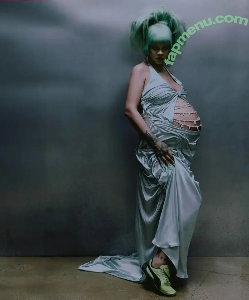 Rihanna nude photo #4645 (badgalriri)