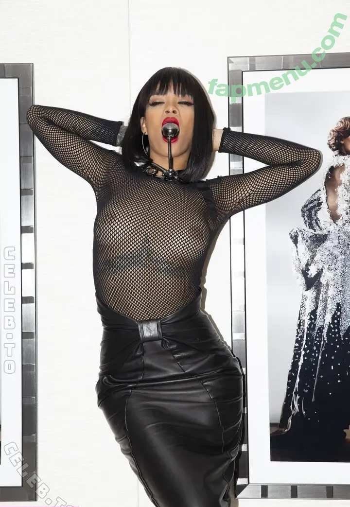 Rihanna nude photo #4727 (badgalriri)