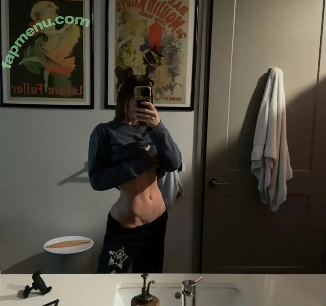 Riiah.Rosae nude photo #0036 (riahrose_official)