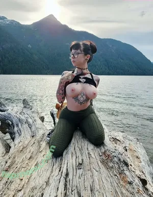 Riini / RIINI__ nude photo #0288