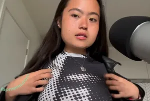 Riishka Asmr / rishikaroz nude photo #0001