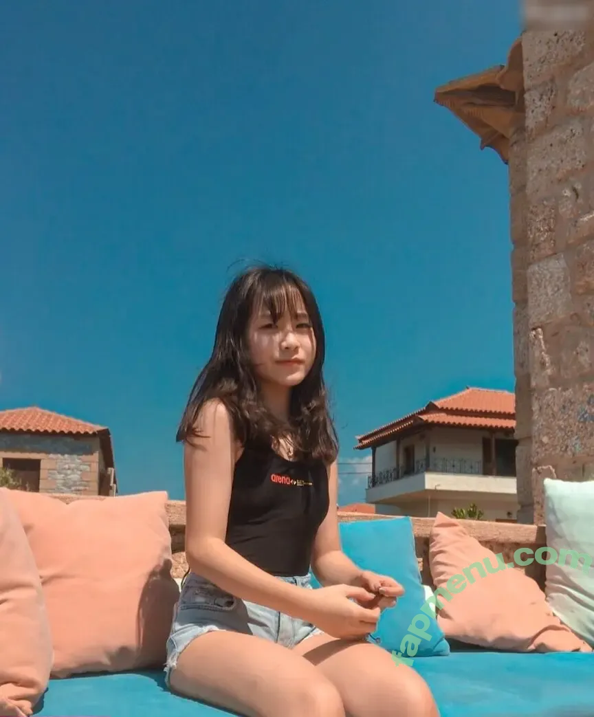 rikaaaa__aaa nude photo #0005 (rikaaaa__aaa)