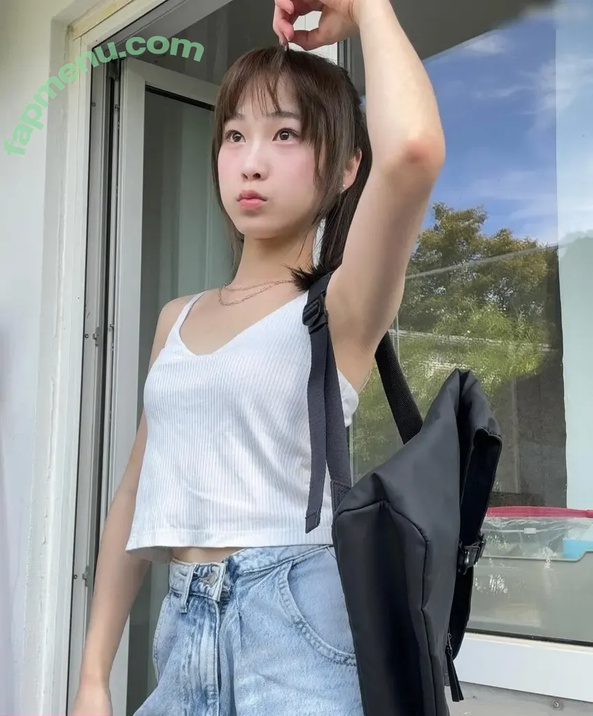 rikaaaa__aaa nude photo #0011 (rikaaaa__aaa)
