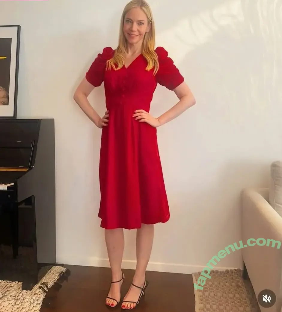 Riki Lindhome nude photo #0162 (rikilindhome)