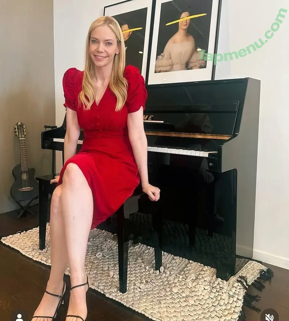 Riki Lindhome nude photo #0163 (rikilindhome)