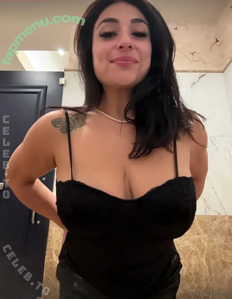 Rikki Nyx nude photo #0061 (Nylarikki / rikkinyx)