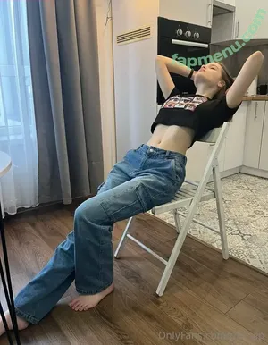 rile_vip / reel nude photo #0002