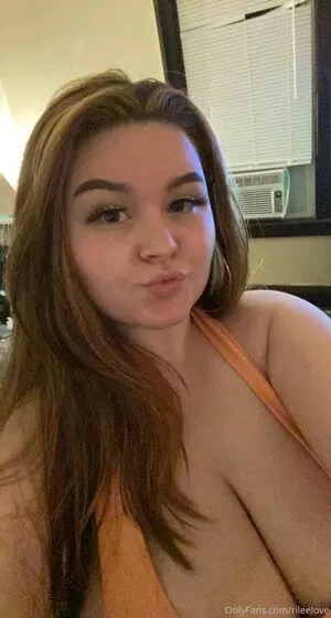 Rileelovee / Rilee Love / rrileylove nude photo #0033
