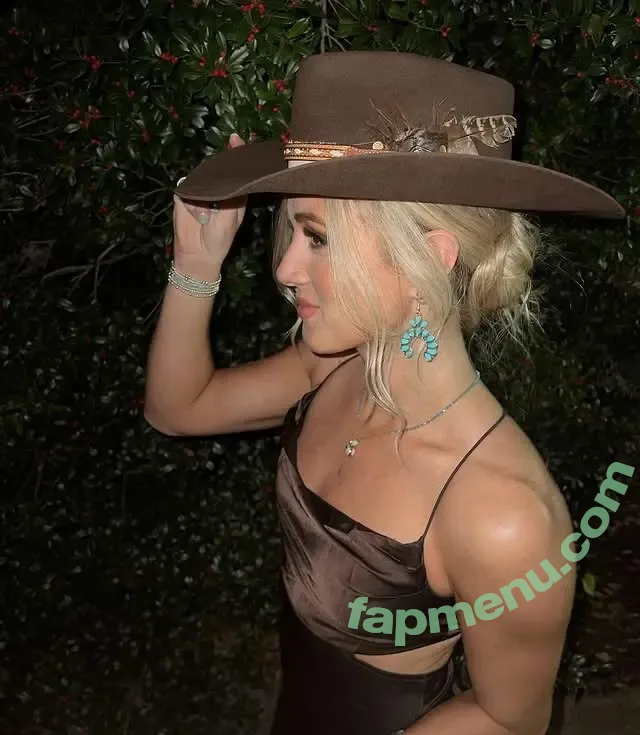 Riley Gaines nude photo #0043 (rileygbarker)