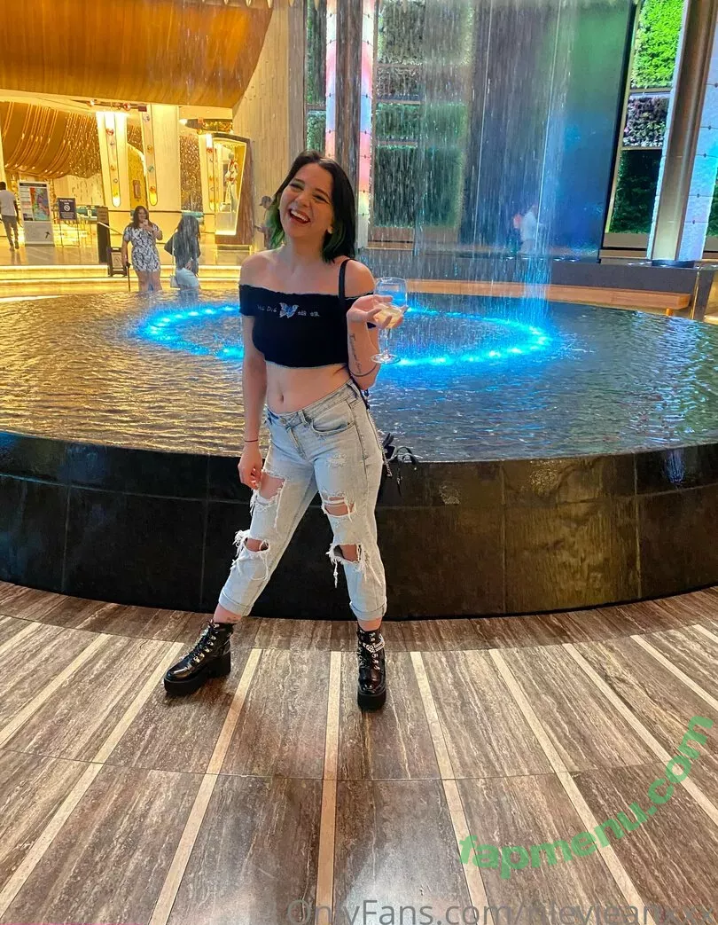 Riley Jean nude photo #0004 (rileyjean / rileyjeanxxx)