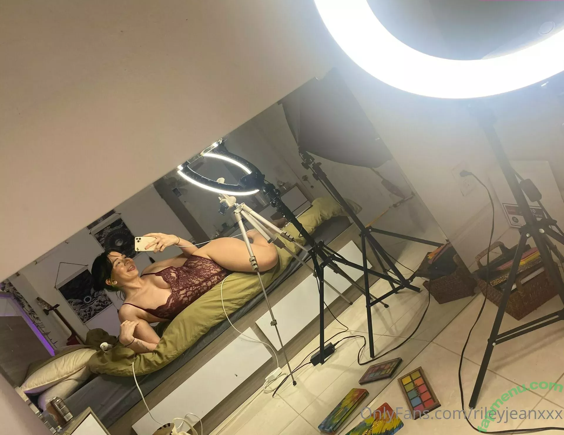 Riley Jean nude photo #0022 (rileyjean / rileyjeanxxx)