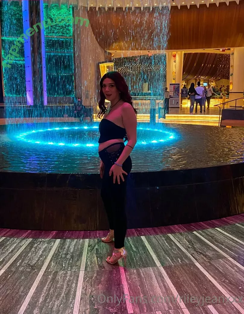 Riley Jean nude photo #0033 (rileyjean / rileyjeanxxx)