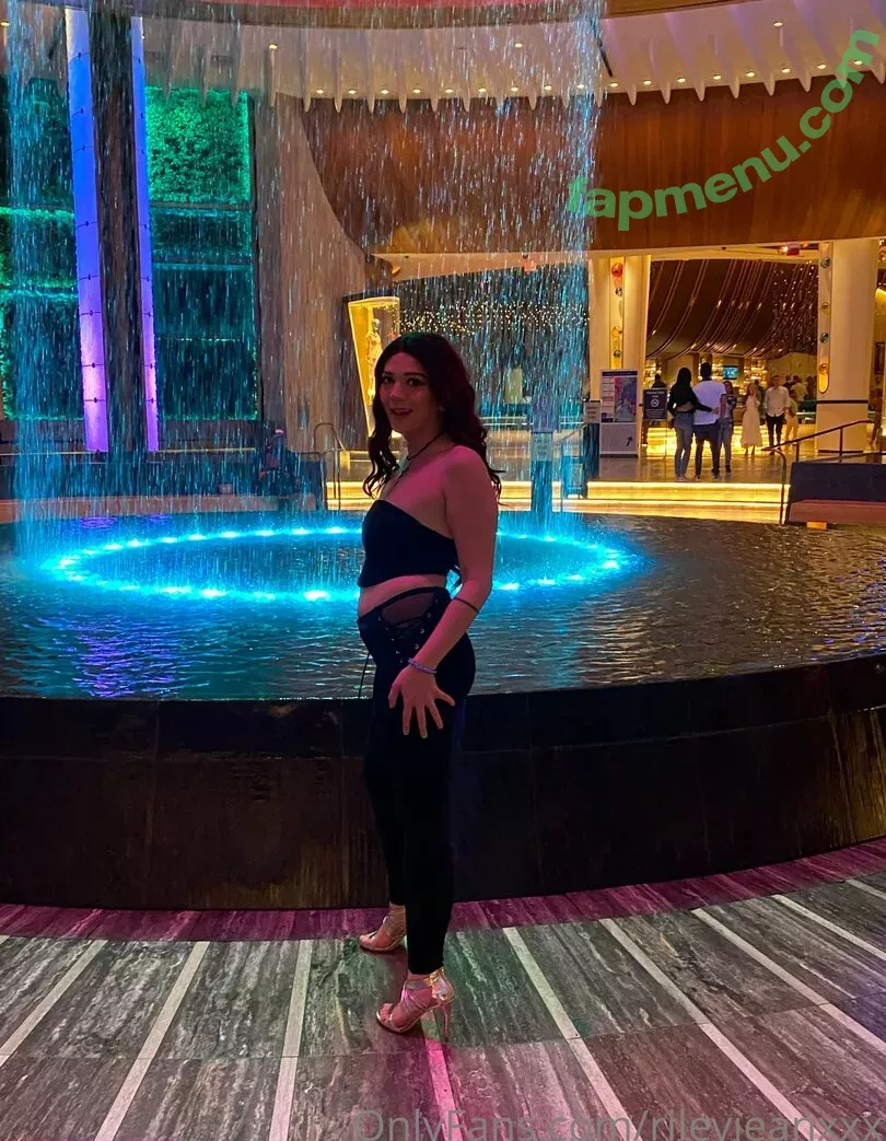 Riley Jean nude photo #0035 (rileyjean / rileyjeanxxx)