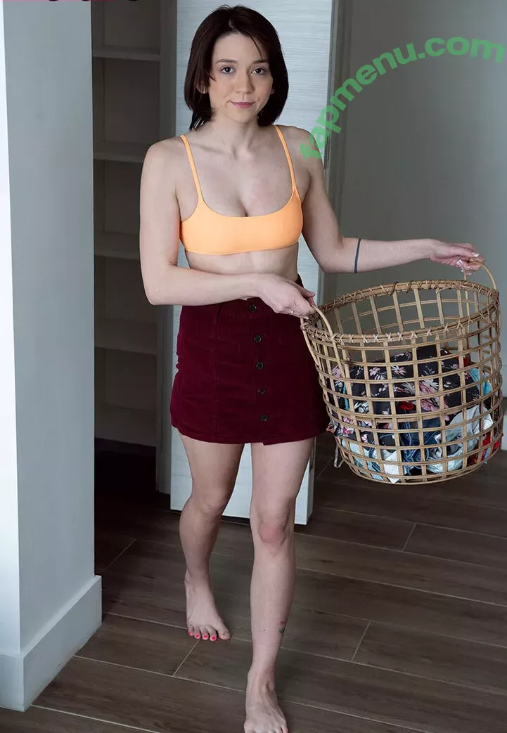 Riley Jean nude photo #0132 (rileyjean / rileyjeanxxx)