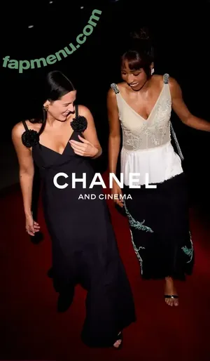 Riley Keough / rileykeough nude photo #0145