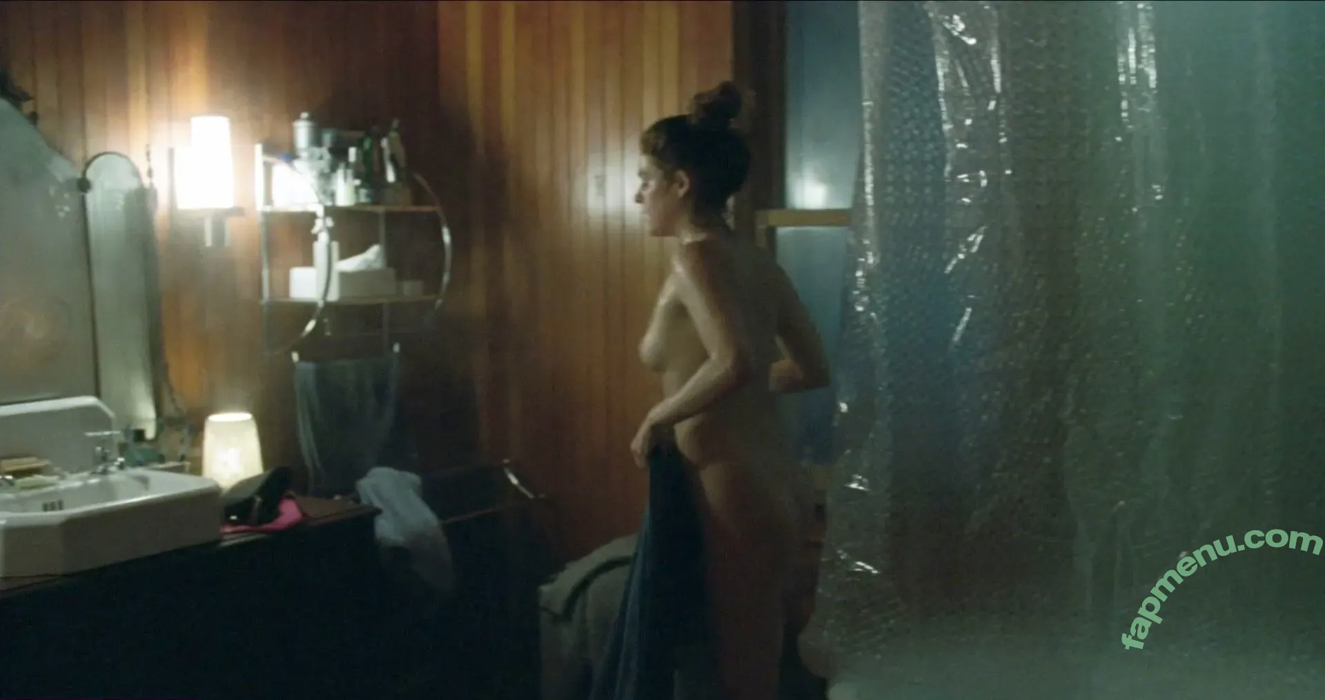 Riley Keough nude photo #0174 (rileykeough)