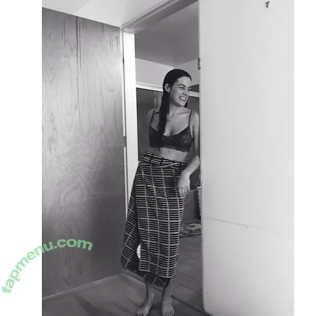 Riley Keough nude photo #0185 (rileykeough)