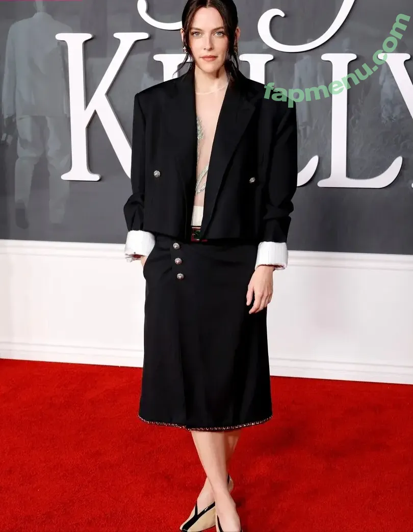 Riley Keough nude photo #0194 (rileykeough)