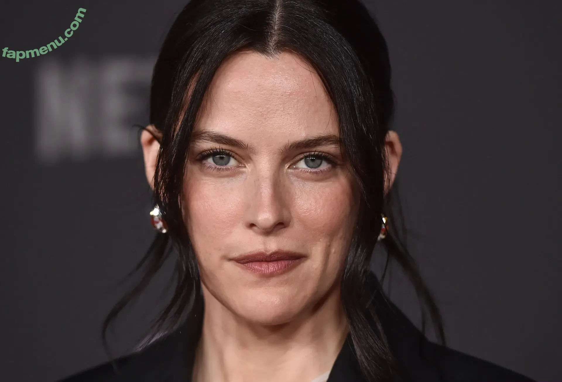 Riley Keough nude photo #0209 (rileykeough)