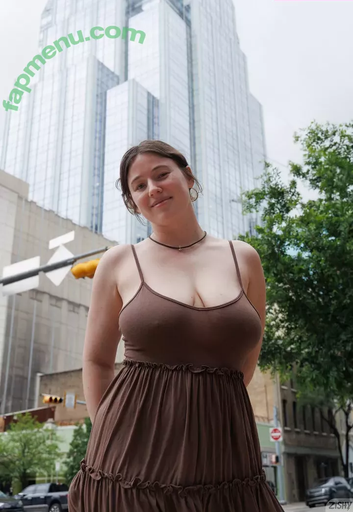 Riley Nixon nude photo #0018 (rileynixon / rileynixon_)