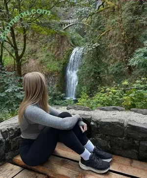 Riley Nuttall / RileyNuttall / rileynuttall_runs_ nude photo #0005