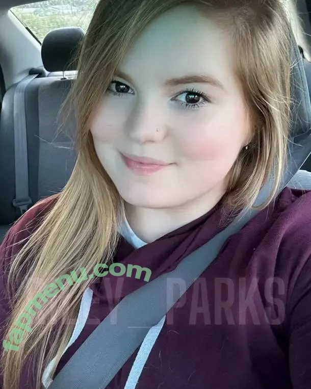 Riley Parks nude photo #0014 (riley_parks / riley_parksof)