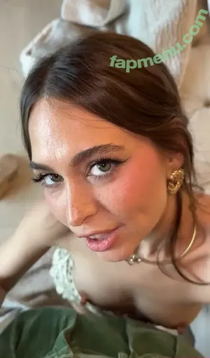 Riley Reid / hellorileyreid / rileyreidx3 nude photo #0045