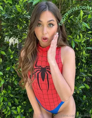 Riley Reid / hellorileyreid / rileyreidx3 nude photo #0167