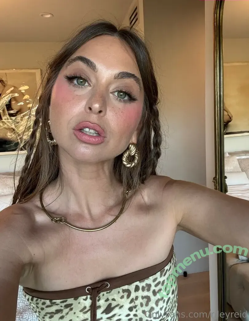 Riley Reid nude photo #0054 (hellorileyreid / rileyreidx3)